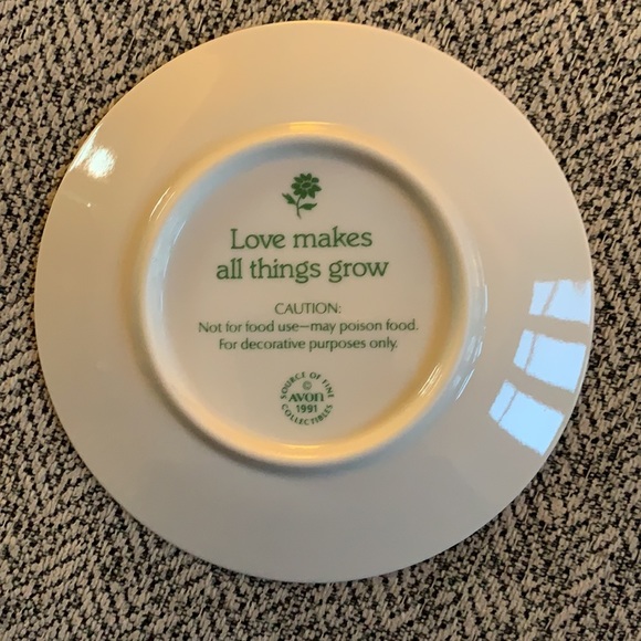Avon 1991 Mother’s Day Plate - Picture 2 of 2